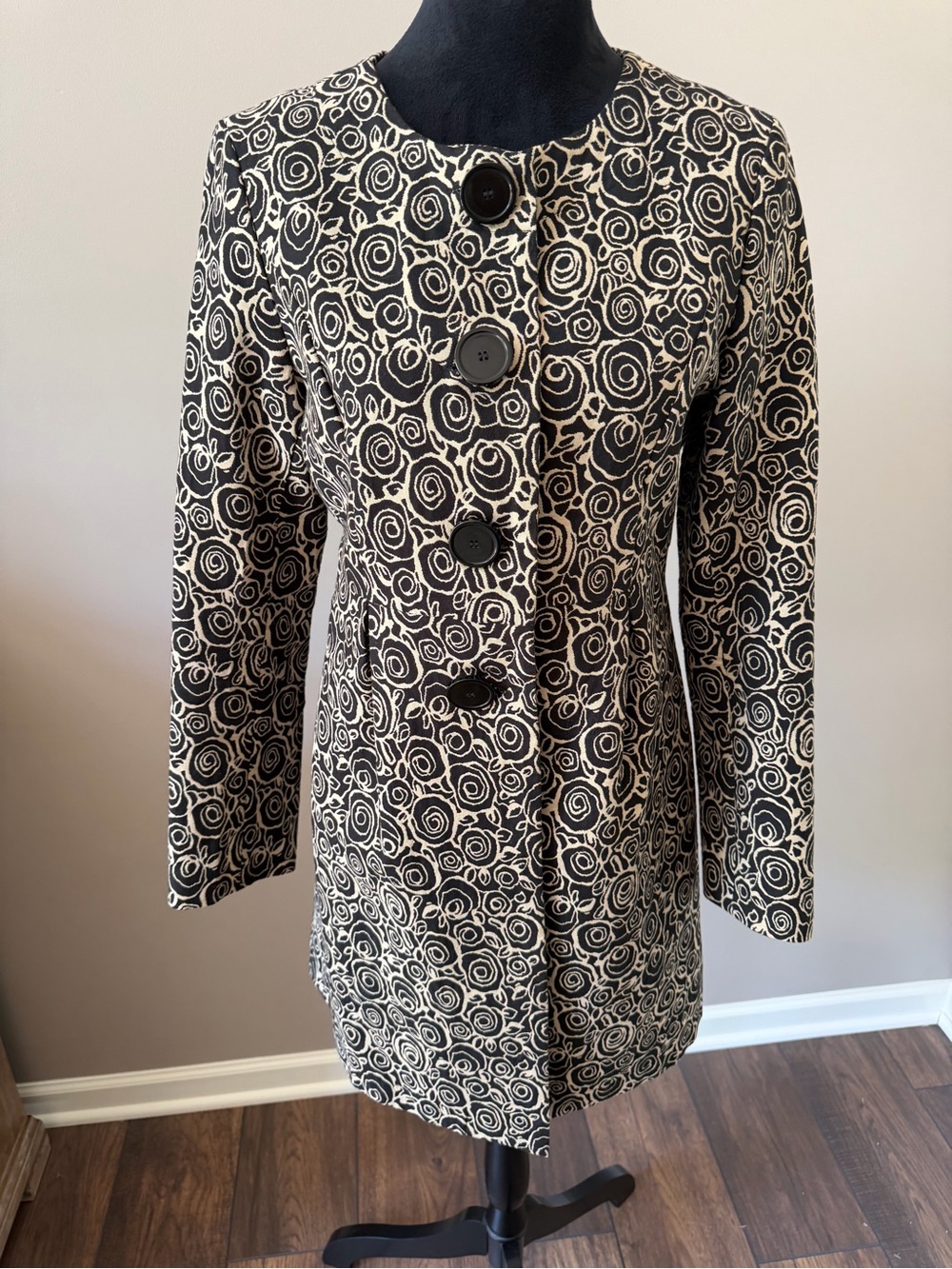 mac & jac Black & Tan Patterned Button Long Jacket Size 10